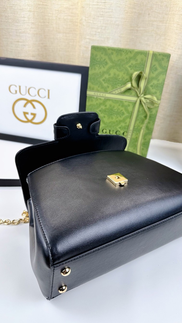 激安グッチバッグコピー着用イメージ